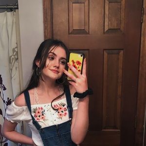 Meet your Posher, Emma